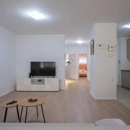 Apartment Apartman Mirjana