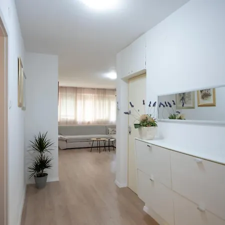 Apartment Apartman Mirjana
