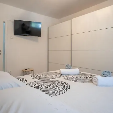 Mirjana Apartament *