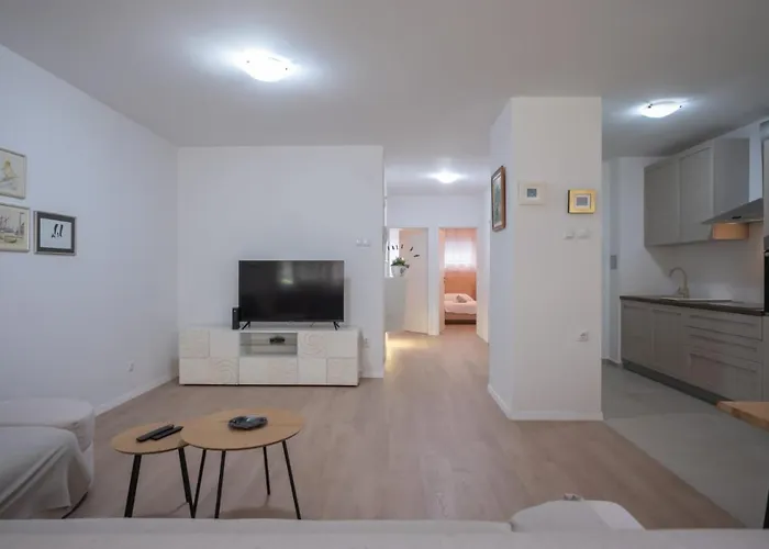Apartament Mirjana